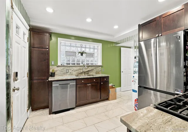 Photo 3 of Single family home for sale at 3210 Glendale St, Detroit, MI 48238 | MLS# 20261071175 | Listing updated on 2026-09-15