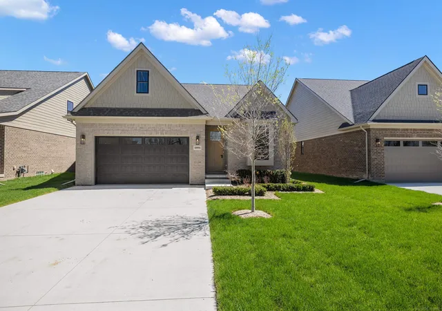 Photo 1 of Single family home for sale at 5872 Willow Grv Dr, Troy, MI 48085 | MLS# 58050220749 | Listing updated on 2026-09-09