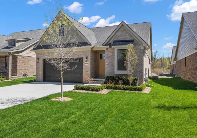 Photo 2 of Single family home for sale at 5872 Willow Grv Dr, Troy, MI 48085 | MLS# 58050220749 | Listing updated on 2026-09-09