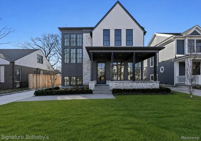 Photo 1 of Single family home for sale at 1622 Stanley Blvd, Birmingham, MI 48009 | MLS# 20261071185 | Listing updated on 2026-09-04