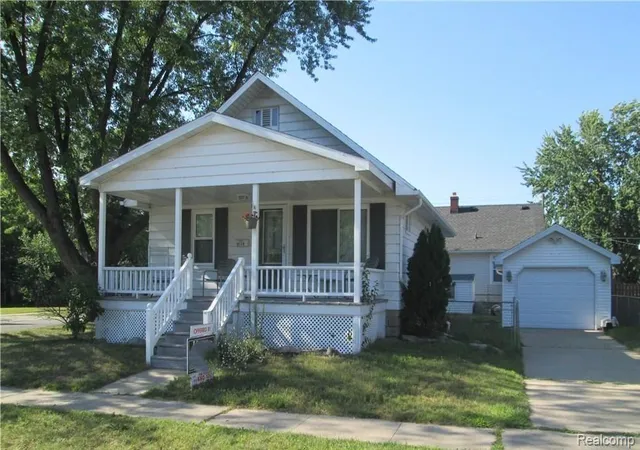 Single family home for sale at 1039 Bancroft St, Port Huron, MI 48060 | MLS# 20261071184