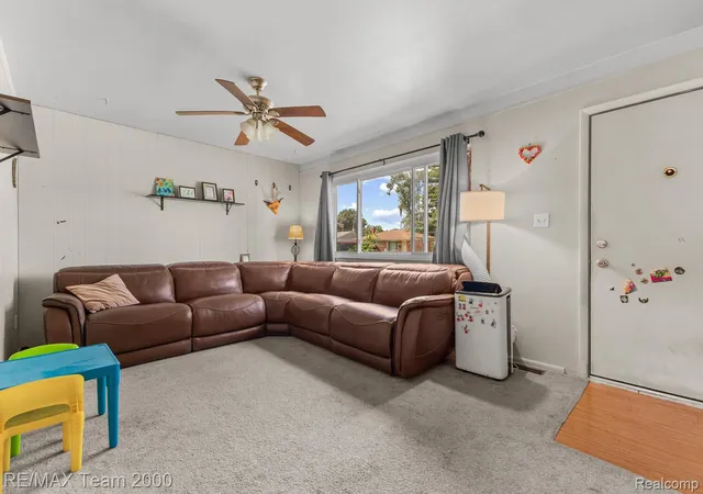 Photo 4 of Single family home for sale at 34345 Rosslyn St, Westland, MI 48185 | MLS# 20261071192 | Listing updated on 2026-09-12