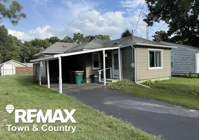 Photo 3 of Single family home for sale at 11934 Benson Rd, Mount Morris, MI 48458 | MLS# 5050220754 | Listing updated on 2026-09-03