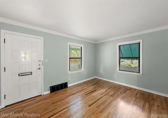 Photo 4 of Single family home for sale at 1815 Bowers St, Birmingham, MI 48009 | MLS# 20261071199 | Listing updated on 2026-09-14