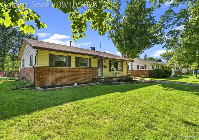 Photo 3 of Single family home for sale at 5337 Seymour Rd, Swartz Creek, MI 48473 | MLS# 20261071203 | Listing updated on 2026-09-13