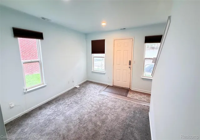 Photo 3 of Condo for sale at 283 E Palmer St, Detroit, MI 48202 | MLS# 20261071210 | Listing updated on 2026-09-17