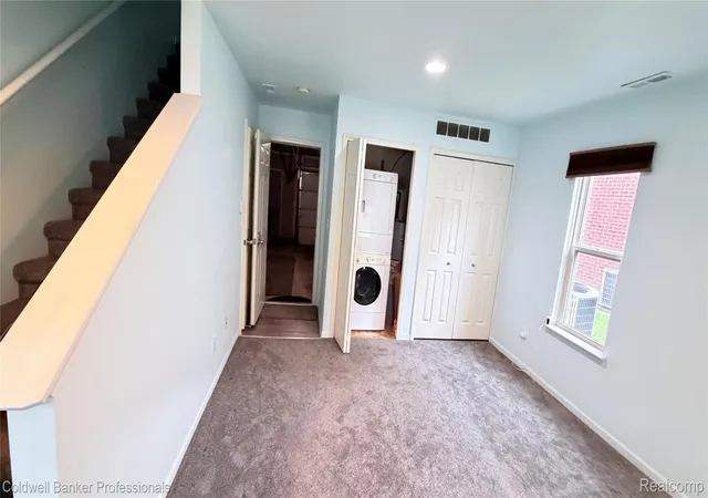 Photo 4 of Condo for sale at 283 E Palmer St, Detroit, MI 48202 | MLS# 20261071210 | Listing updated on 2026-09-17