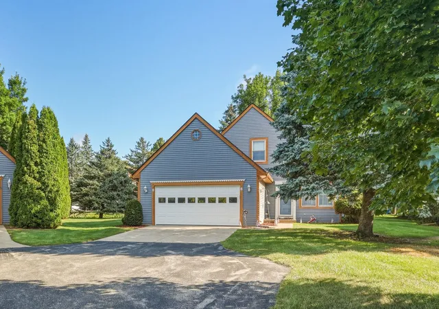 Photo 1 of Condo for sale at 8 Cambridge Park, Frankenmuth, MI 48734 | MLS# 61050220758 | Listing updated on 2026-09-15