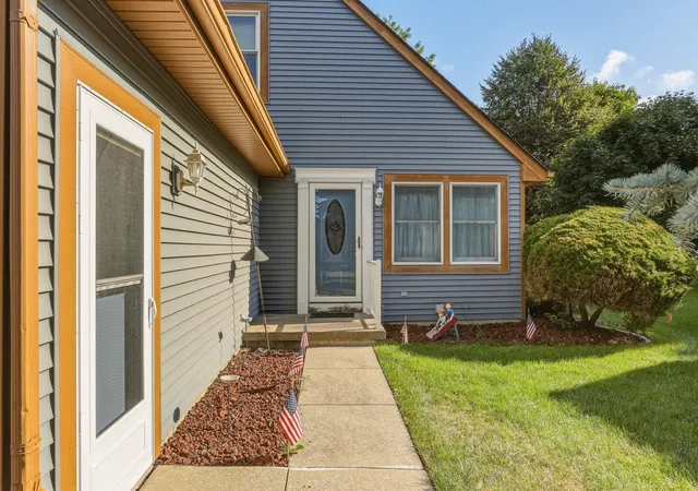 Photo 3 of Condo for sale at 8 Cambridge Park, Frankenmuth, MI 48734 | MLS# 61050220758 | Listing updated on 2026-09-15