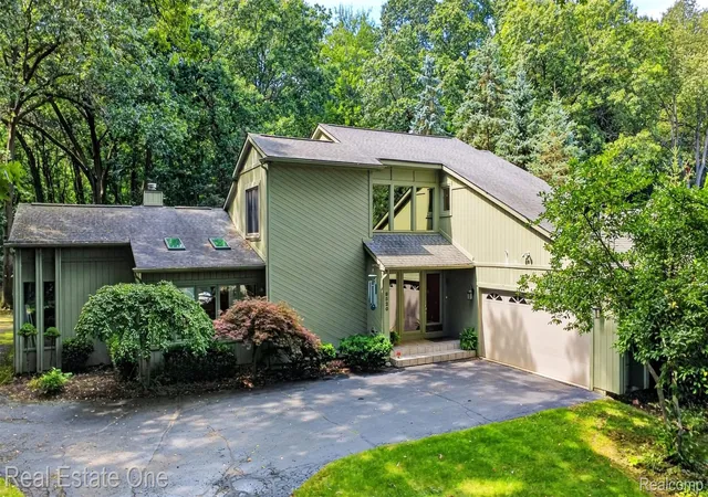 Single family home for sale at 8520 Englewood Dr, Clarkston, MI 48346 | MLS# 20261071214
