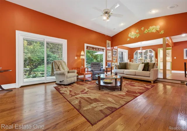 Photo 3 of Single family home for sale at 8520 Englewood Dr, Clarkston, MI 48346 | MLS# 20261071214 | Listing updated on 2026-09-13