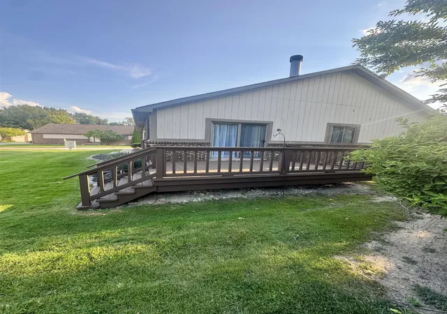 Photo 2 of Condo for sale at 20543 Brandonwood Dr, Clinton Township, MI 48038 | MLS# 58050220759 | Listing updated on 2026-09-03