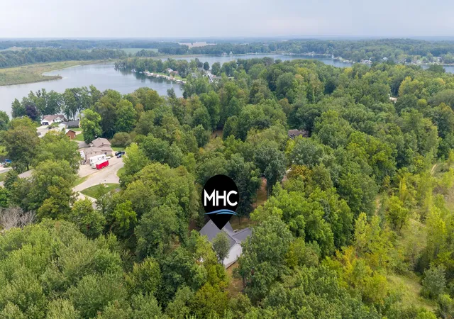 Photo 2 of Single family home for sale at 2523 Vanhorn Ct, Allegan, MI 49010 | MLS# 71026046984 | Listing updated on 2026-09-09