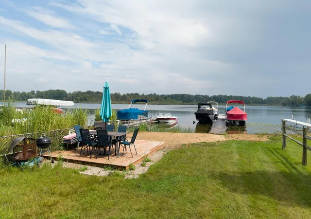 Photo 3 of Single family home for sale at 2523 Vanhorn Ct, Allegan, MI 49010 | MLS# 71026046984 | Listing updated on 2026-09-17
