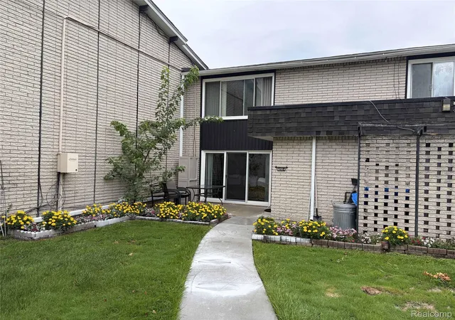 Condo for sale at 8272 Karam Blvd #4, Warren, MI 48093 | MLS# 20261071222