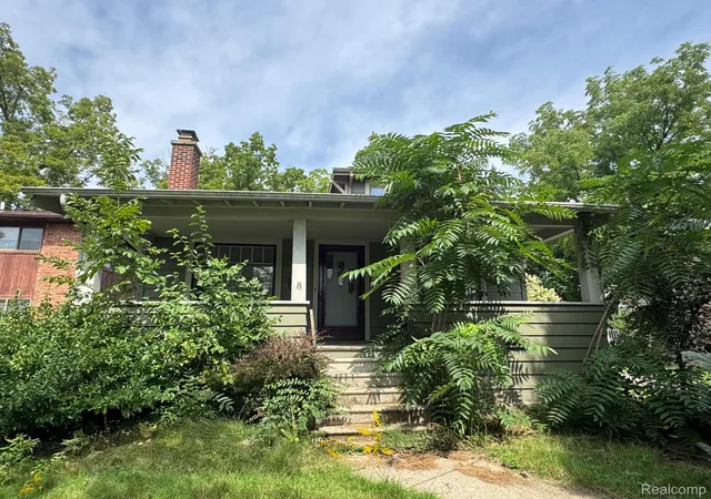 Photo 1 of Single family home for sale at 1812 Jackson Ave, Ann Arbor, MI 48103 | MLS# 20261071229 | Listing updated on 2026-09-05