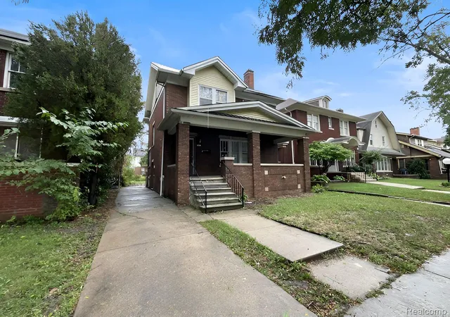 Photo 3 of Single family home for sale at 3737 Hazelwood St, Detroit City Wayne, MI 48206 | MLS# 20261071228 | Listing updated on 2026-09-10
