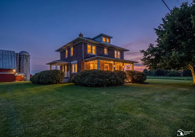 Photo 2 of Single family home for sale at 2454 E Labo Rd, Carleton, MI 48117 | MLS# 57050220767 | Listing updated on 2026-09-08