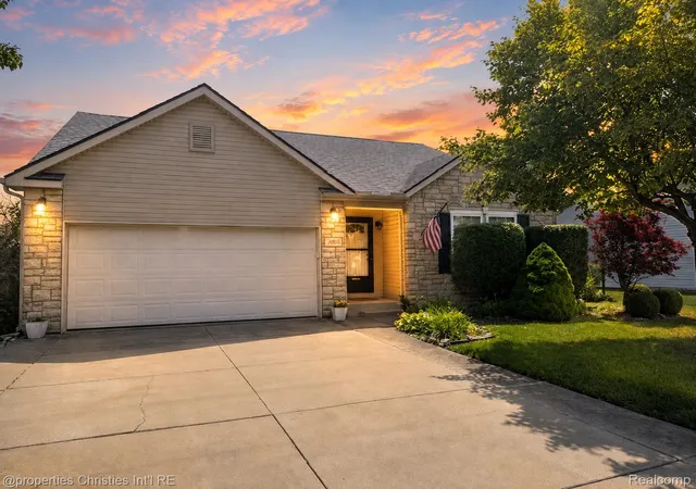 Photo 1 of Single family home for sale at 1892 Elkton Dr, Monroe, MI 48162 | MLS# 20261071248 | Listing updated on 2026-09-17