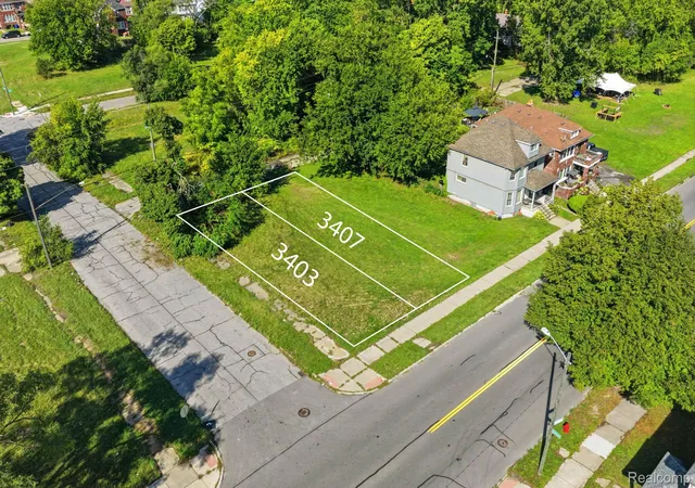 Photo 3 of Land for sale at 3055 Van Dyke St, Detroit, MI 48214 | MLS# 20261071250 | Listing updated on 2026-09-11