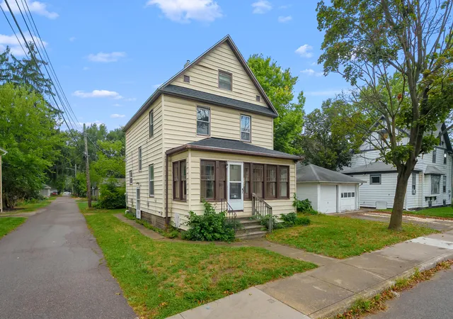Single family home for sale at 1512 Race St, Kalamazoo, MI 49001 | MLS# 66026047015