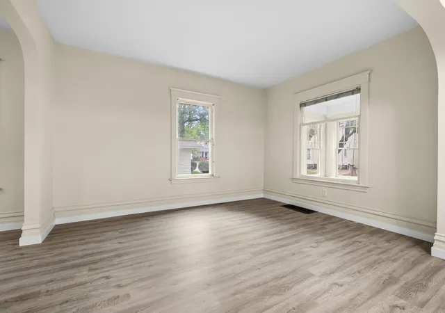 Photo 4 of Single family home for sale at 1512 Race St, Kalamazoo, MI 49001 | MLS# 66026047015 | Listing updated on 2026-09-09