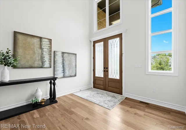 Photo 2 of Single family home for sale at 28834 Wintergreen, Farmington Hills, MI 48331 | MLS# 20261071254 | Listing updated on 2026-09-05
