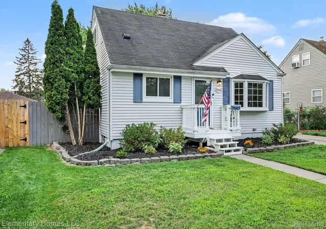 Photo 2 of Single family home for sale at 23504 Beverly St, Saint Clair Shores, MI 48082 | MLS# 20261071258 | Listing updated on 2026-09-06