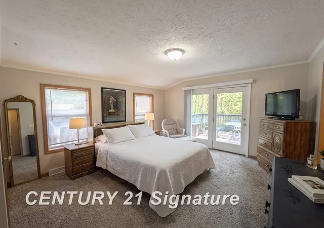 Photo 4 of Single family home for sale at 277 Armstrong Ave, Flushing, MI 48433 | MLS# 5050220781 | Listing updated on 2026-09-13