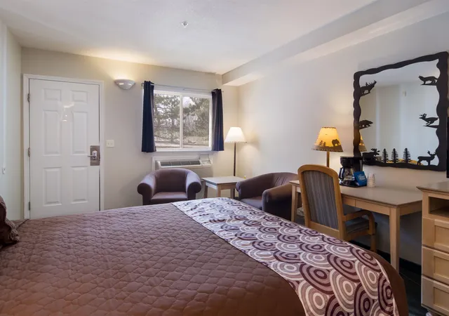 Photo 3 of Condo for sale at 5610 Shanty Crk Rd, Bellaire, MI 49615 | MLS# 78080073224 | Listing updated on 2026-09-06