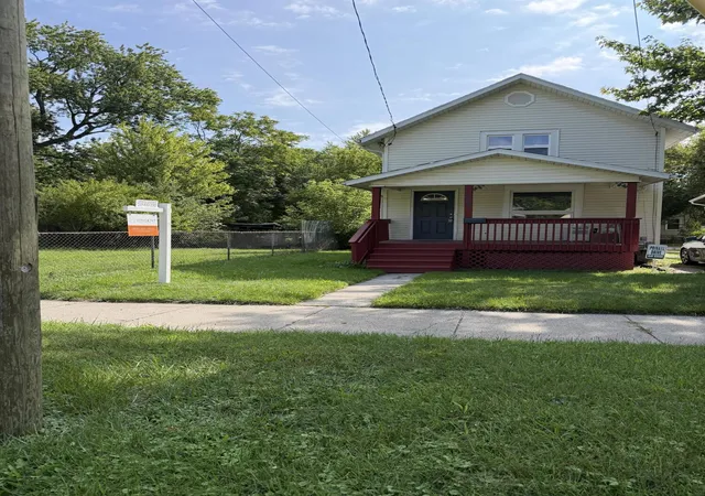 Photo 2 of Single family home for sale at 1849 Osband Ave, Lansing, MI 48910 | MLS# 64026047024 | Listing updated on 2026-09-03