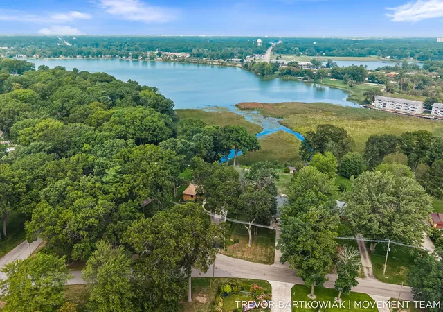 Photo 3 of Single family home for sale at 4166 Highgate Rd, Norton Shores, MI 49441 | MLS# 71026047030 | Listing updated on 2026-09-03