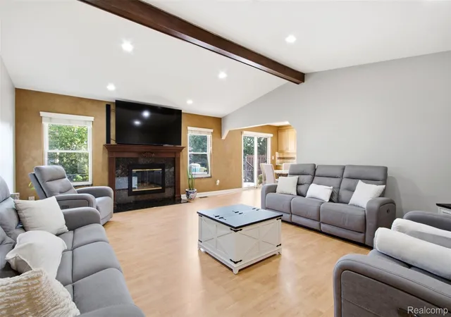 Photo 3 of Single family home for sale at 4944 Peekskill Dr, Sterling Heights, MI 48310 | MLS# 20261071273 | Listing updated on 2026-09-05