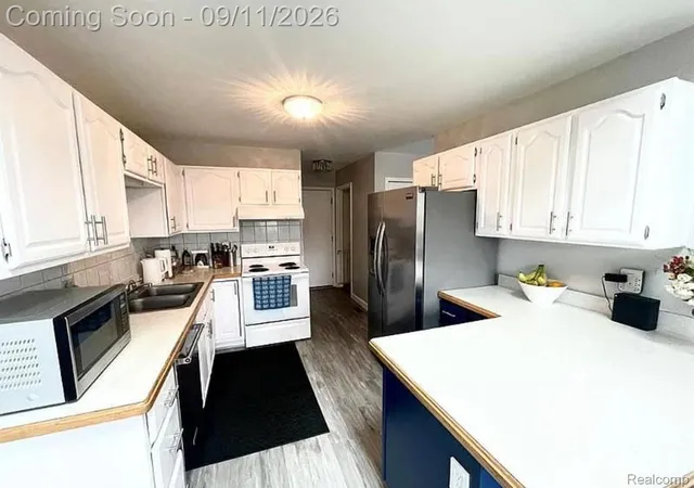 Photo 2 of Condo for sale at 7171 Bluewater Dr, Clarkston, MI 48348 | MLS# 20261071278 | Listing updated on 2026-09-11