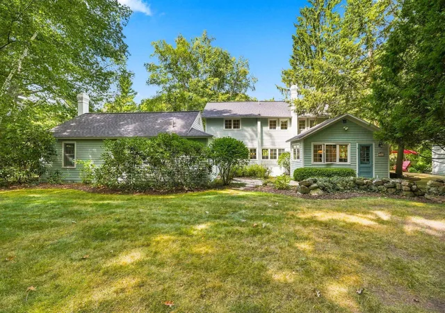 Photo 1 of Single family home for sale at 505 N Main St, Leland, MI 49654 | MLS# 78080073228 | Listing updated on 2026-09-18