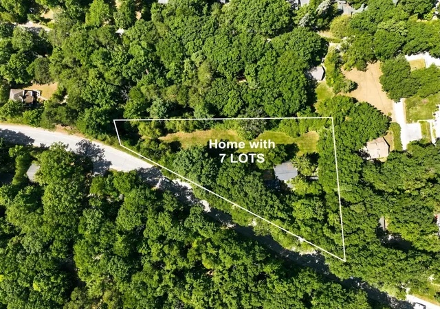 Photo 2 of Single family home for sale at 505 N Main St, Leland, MI 49654 | MLS# 78080073228 | Listing updated on 2026-09-18