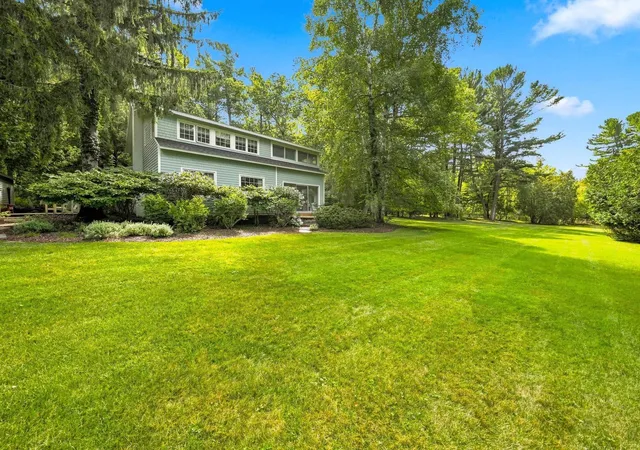 Photo 3 of Single family home for sale at 505 N Main St, Leland, MI 49654 | MLS# 78080073228 | Listing updated on 2026-09-18