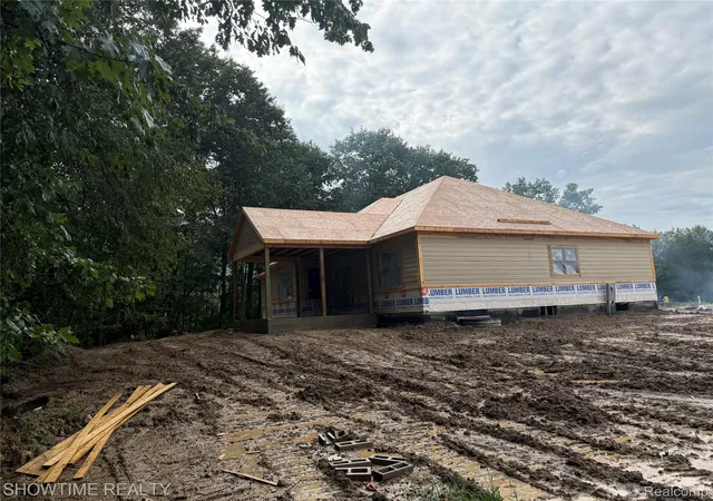 Photo 2 of Single family home for sale at 4095 Metamora Ridge, Metamora Village Lapeer, MI 48455 | MLS# 20261071294 | Listing updated on 2026-09-04