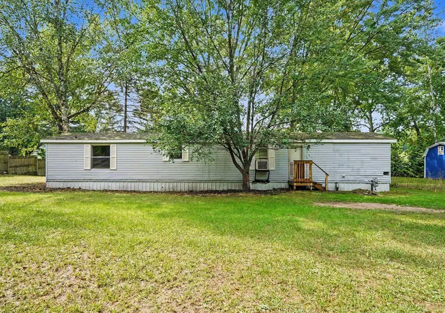 Photo 1 of Single family home for sale at 18481 12 Mile Rd, Big Rapids, MI 49307 | MLS# 65026047055 | Listing updated on 2026-09-16