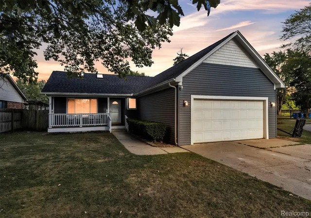 Photo 1 of Single family home for sale at 27116 Warner Ave, Warren, MI 48092 | MLS# 20261071296 | Listing updated on 2026-09-13