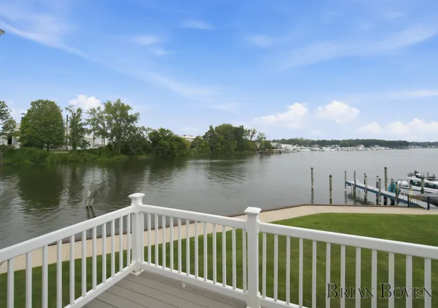 Photo 2 of Condo for sale at 965 W Savidge St, Spring Lake, MI 49456 | MLS# 65026047058 | Listing updated on 2026-09-16