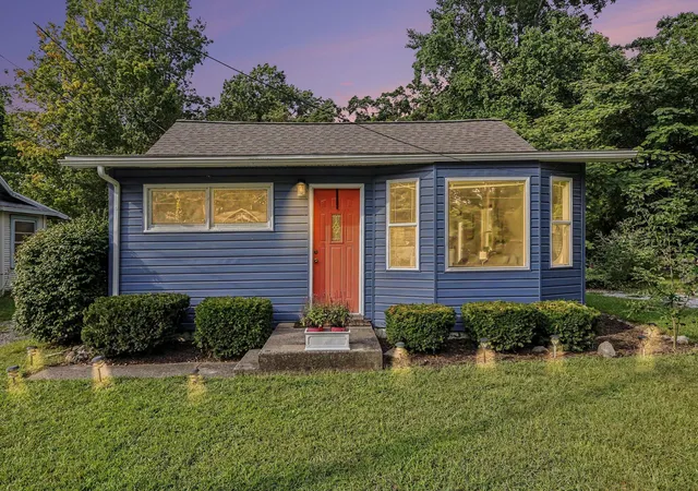 Photo 1 of Single family home for sale at 1114 Bell Ave, New Buffalo, MI 49117 | MLS# 69026047061 | Listing updated on 2026-09-10