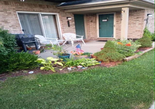 Photo 1 of Condo for sale at 24134 Wedgewood Cir #39, Warren, MI 48091 | MLS# 55026047060 | Listing updated on 2026-09-10