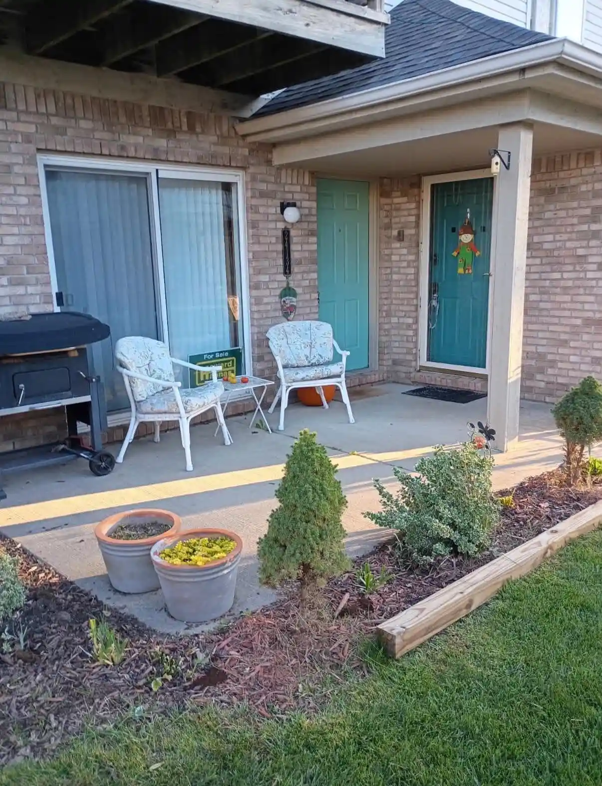 Listing Photo 1 - Condo for sale in 24134 Wedgewood Cir located at 24134 Wedgewood Cir, Warren, MI 48091 - Unit #39