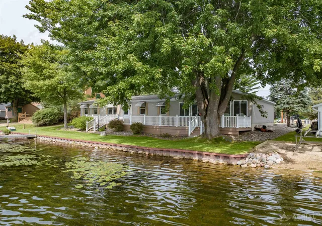 Photo 3 of Single family home for sale at 2000 Seneca Trl, West Branch, MI 48661 | MLS# 77080073230 | Listing updated on 2026-09-10