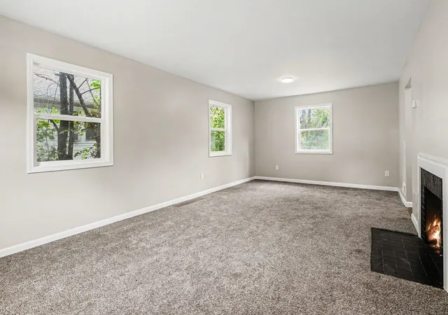 Photo 3 of Single family home for sale at 977 Ogden Ave, Benton Harbor, MI 49022 | MLS# 66026047064 | Listing updated on 2026-09-11