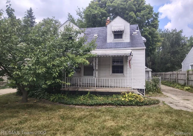 Photo 1 of Single family home for sale at 19131 Elkhart St, Harper Woods, MI 48225 | MLS# 20261071309 | Listing updated on 2026-10-06