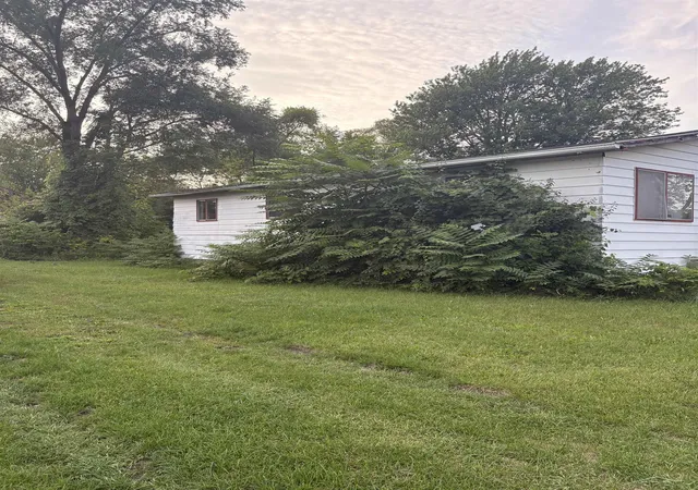 Photo 3 of Single family home for sale at 545 South 10th St, Saginaw, MI 48601 | MLS# 61050220803 | Listing updated on 2026-09-04