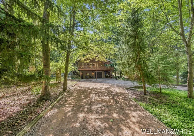 Photo 3 of Single family home for sale at 2675 Chestnut Ln, Fennville, MI 49408 | MLS# 71026047071 | Listing updated on 2026-09-17