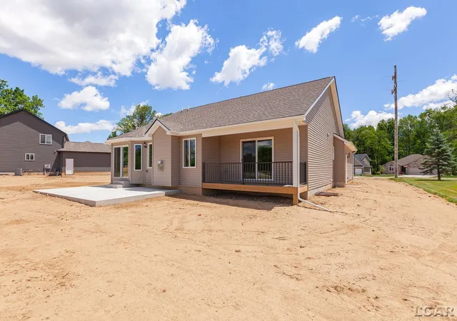 Photo 3 of Single family home for sale at 3578 Serra Dr, Raisin Township Lenawee, MI 49286 | MLS# 56050220808 | Listing updated on 2026-09-15